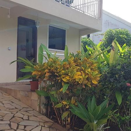 Villa En Pleine Nature Situee A 5Min D'Une Plage Le Gosier  Exteriér fotografie